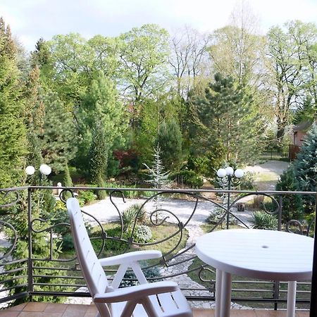 Balaton Art Guesthouse Balatonszárszó Eksteriør bilde