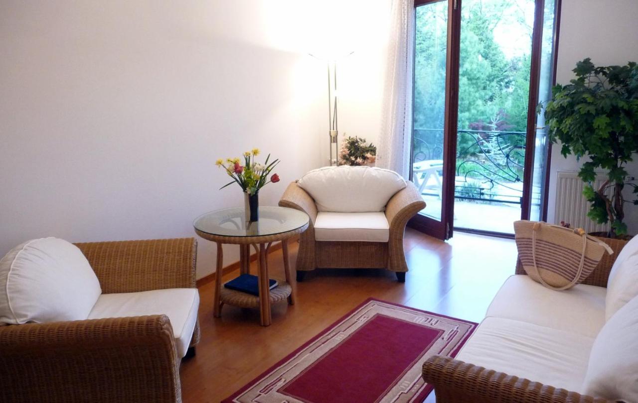 Balaton Art Guesthouse Balatonszárszó Eksteriør bilde