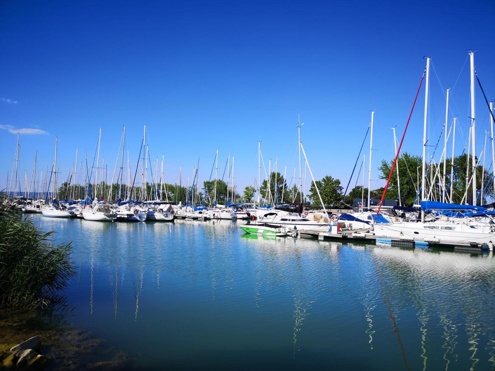Balaton Art Guesthouse Balatonszárszó Eksteriør bilde