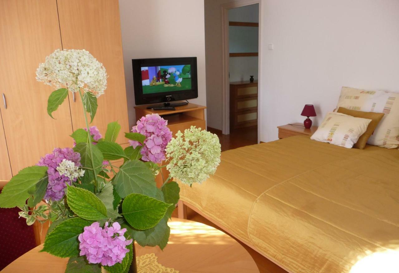 Balaton Art Guesthouse Balatonszárszó Eksteriør bilde