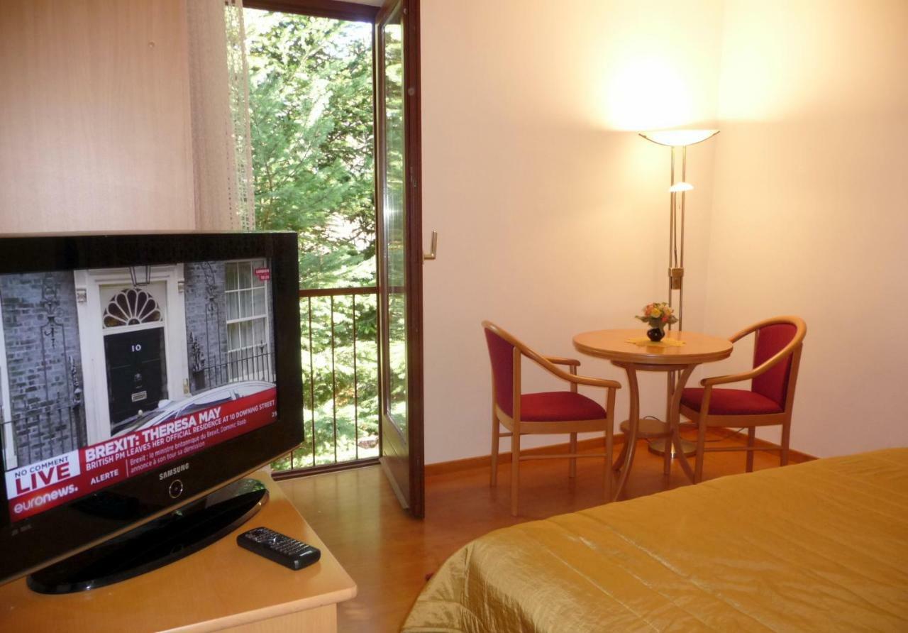 Balaton Art Guesthouse Balatonszárszó Eksteriør bilde